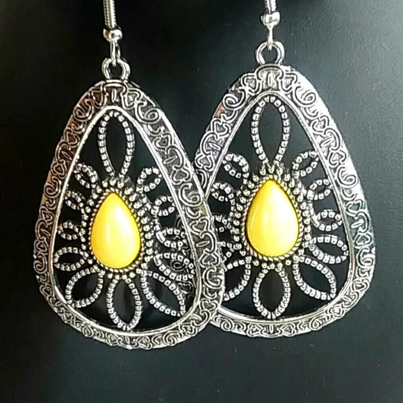 Jewelry - New Silver Yellow Stone Fashion Design Earrings